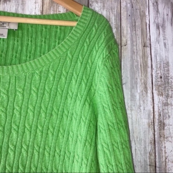 Loft Green Cable Knit Sweater - Picture 2 of 3